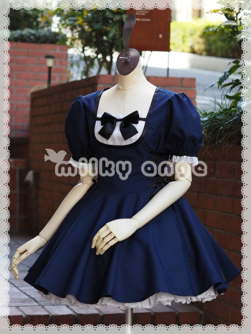 エプロンをはずしたスタイル